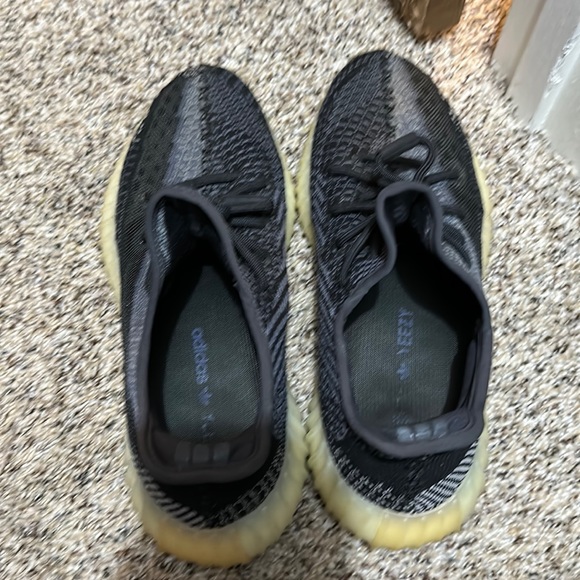 Yeezy Other - Yeezy Boost 350 V2 Carbon/Azriel Men’s size 9 1/2